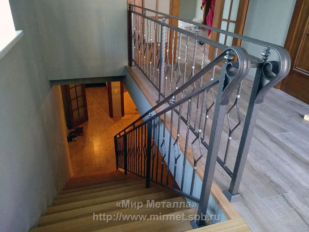Лестничное ограждение в частном доме