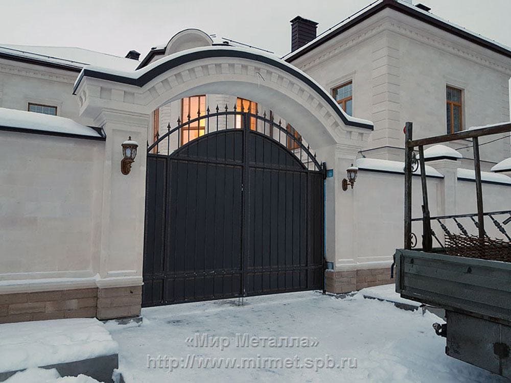 Кованые ворота в Лисьем носу